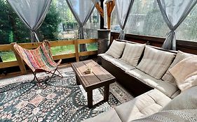 Cosy Chalet Veluwe With A Spacious Garden And Veranda